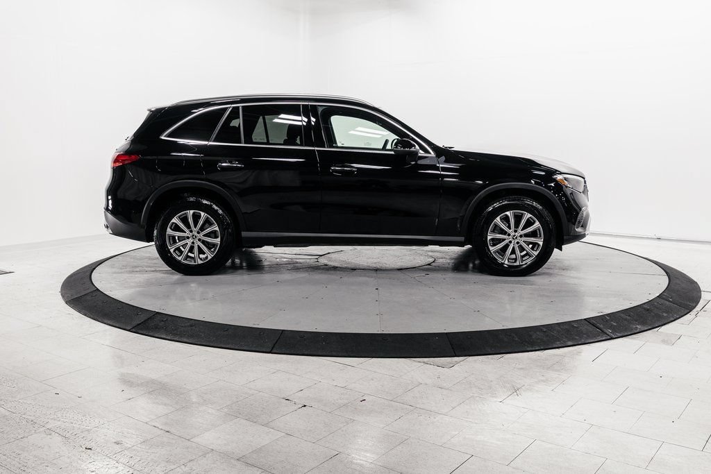 Used 2026 Mercedes-Benz GLC 300 4MATIC image 26