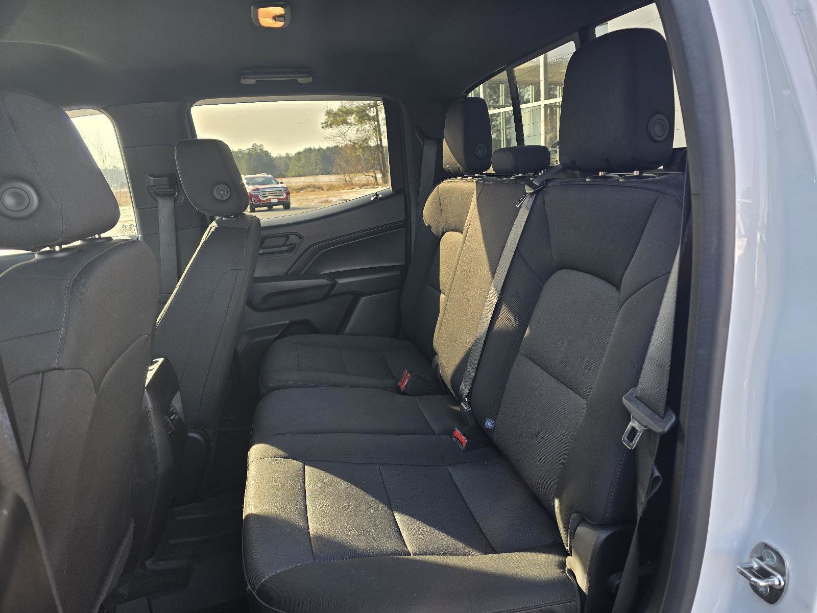 Used 2023 Chevrolet Colorado Trail Boss w/ Technology Package image 12