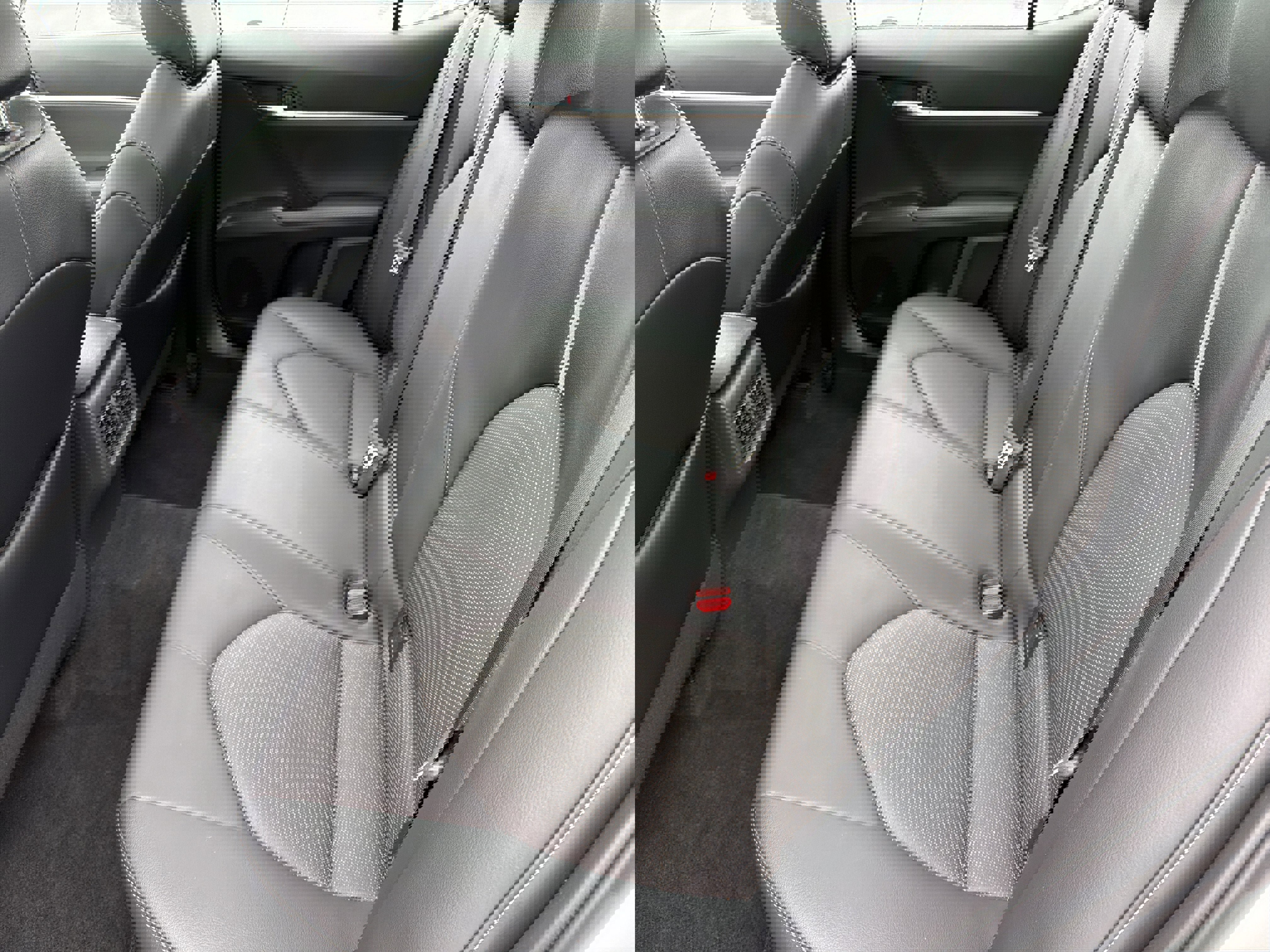 Used 2023 Toyota Camry XSE image 25