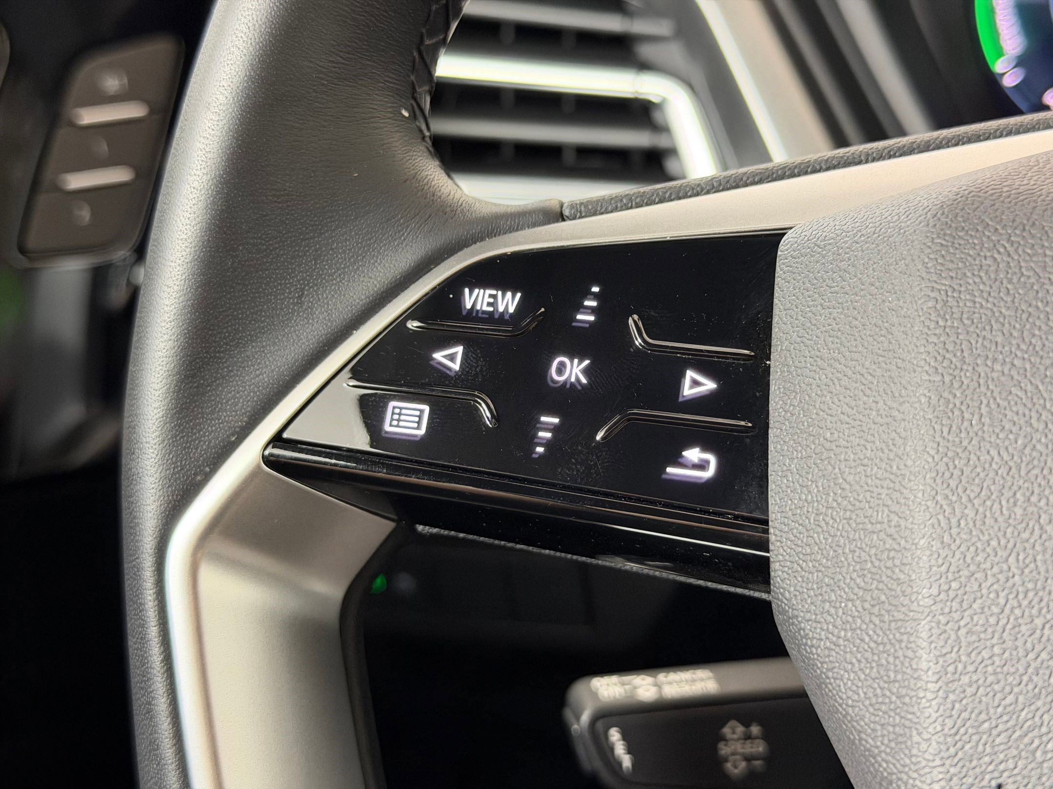 Certified 2022 Audi Q4 e-tron Premium w/ Convenience Package image 16