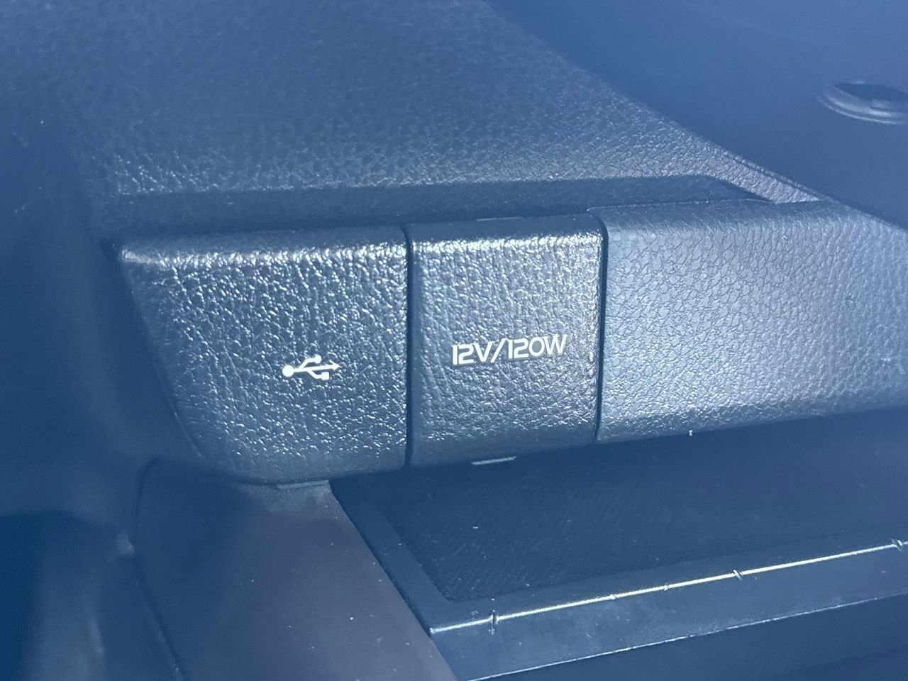 Used 2024 Toyota Camry SE image 21