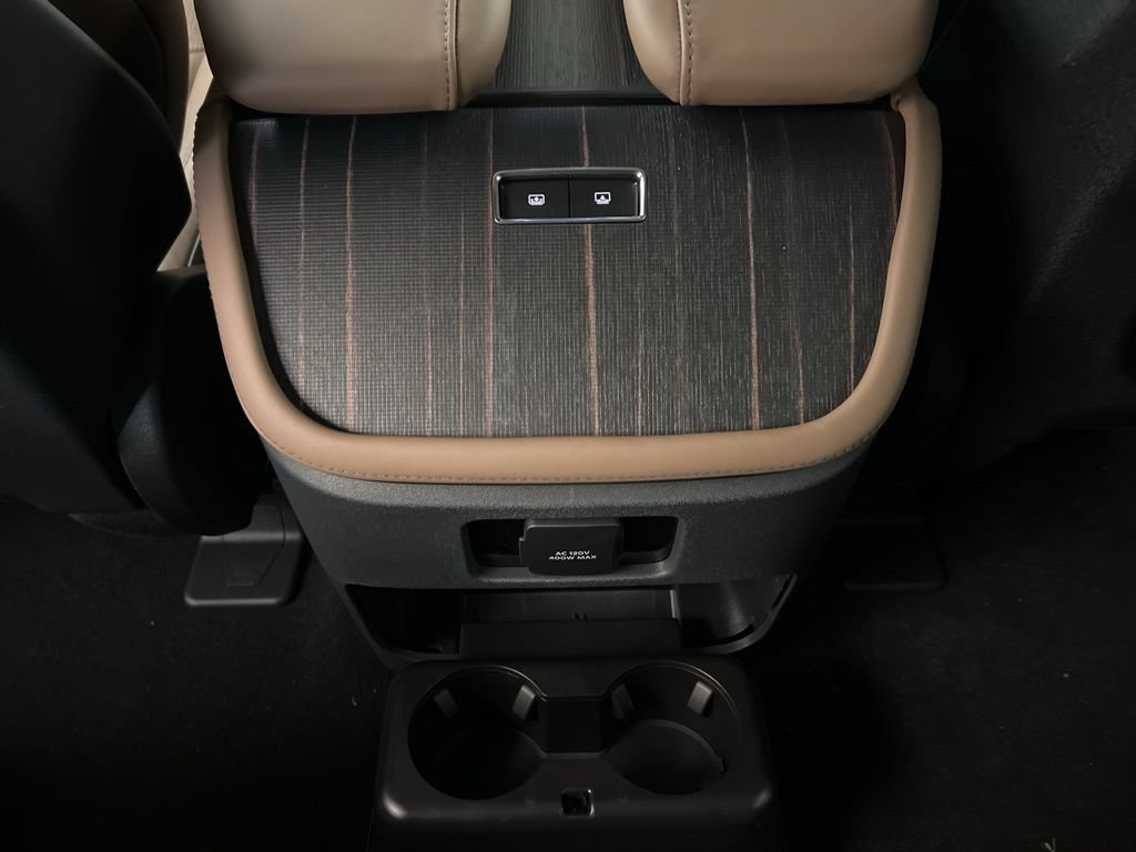 New 2025 Lincoln Navigator Black Label AWD/4WD image 38