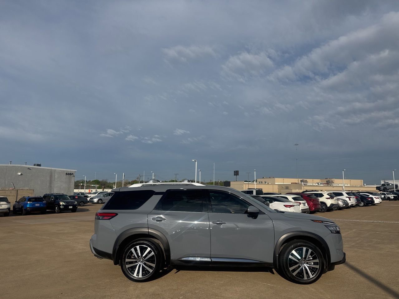 Certified 2023 Nissan Pathfinder Platinum w/ Cargo Package image 25