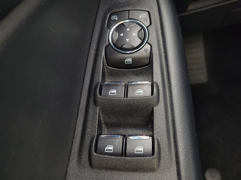 Used 2023 Ford Edge SEL image 27