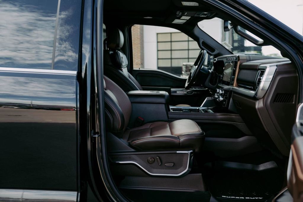 Used 2024 Ford F450 King Ranch w/ FX4 Off-Road Package AWD/4WD image 15