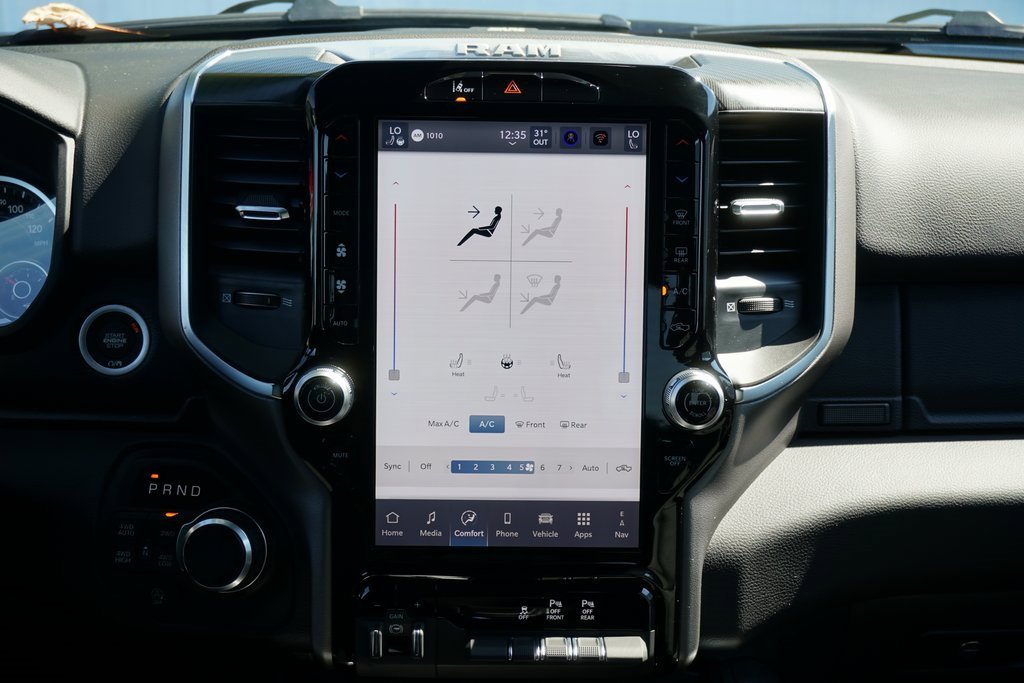 New 2026 RAM 1500 4x4 Crew Cab image 19