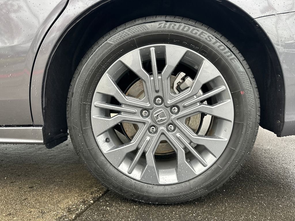 Used 2026 Honda Odyssey Touring image 29