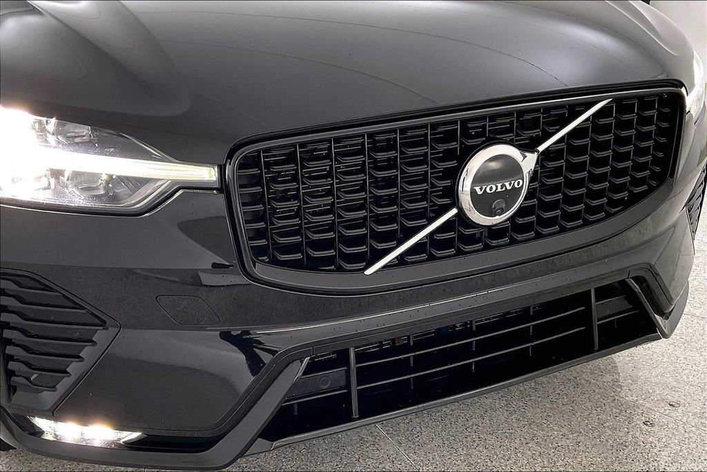 Certified 2023 Volvo XC60 B5 Plus w/ Protection Package Premier image 38
