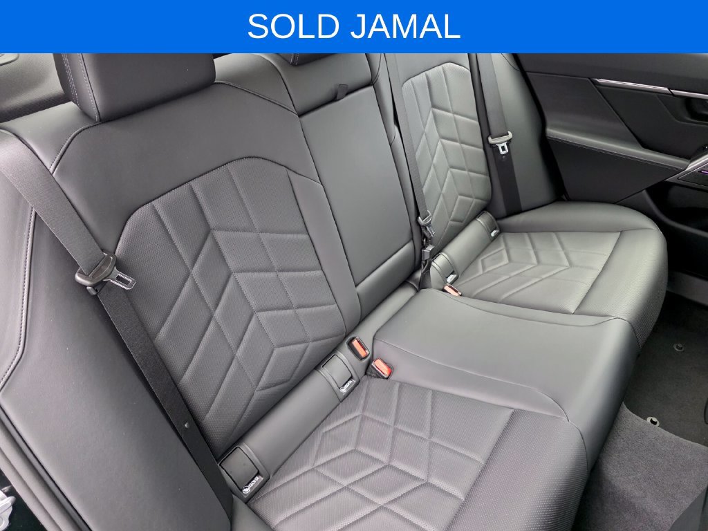 Certified 2024 BMW 530i w/ Premium Package RWD image 25