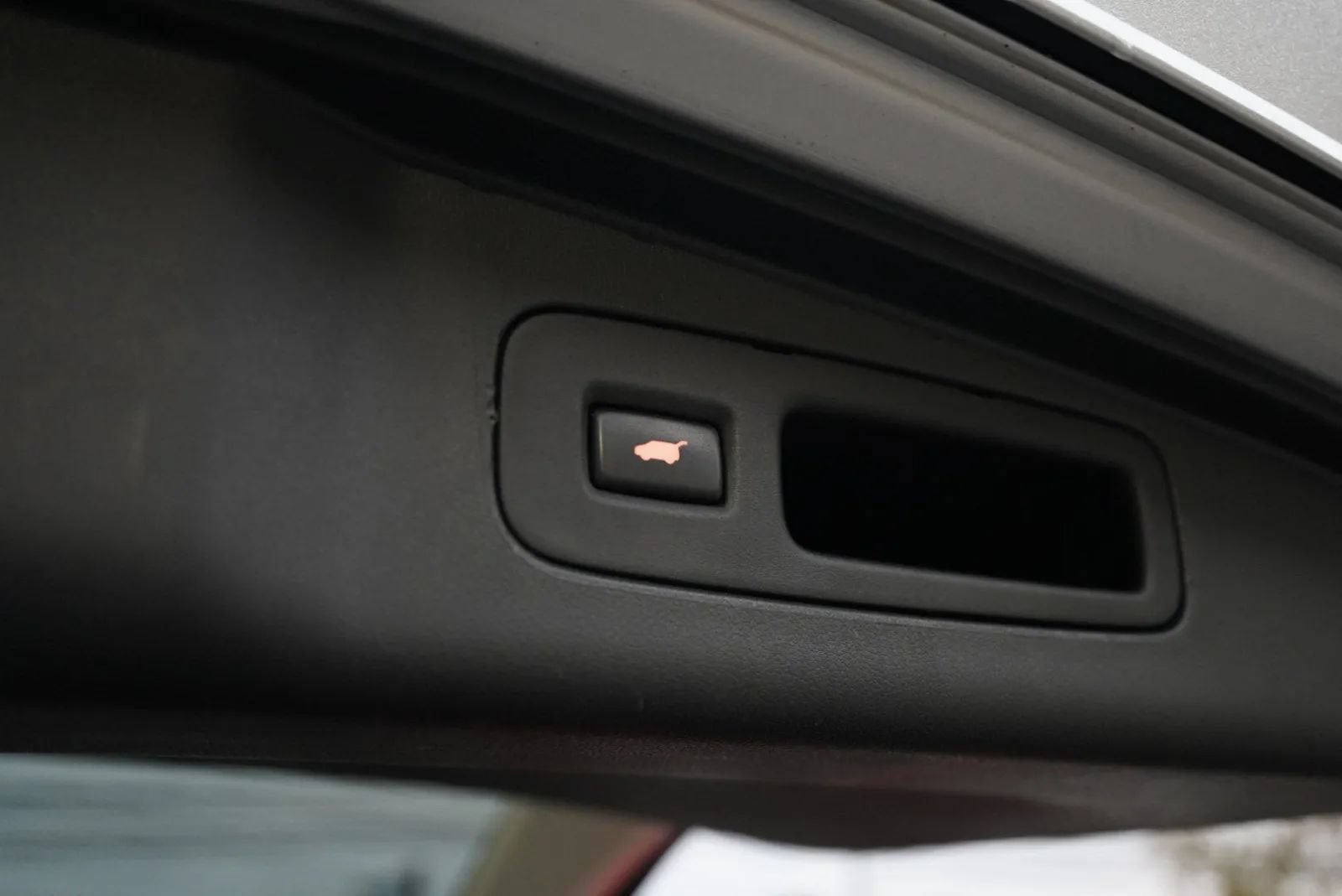 Used 2016 Honda CR-V Touring image 34