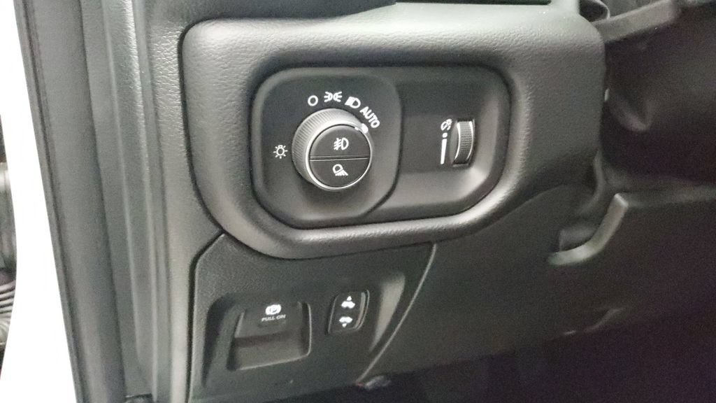 Used 2026 RAM 1500 Big Horn AWD/4WD image 23