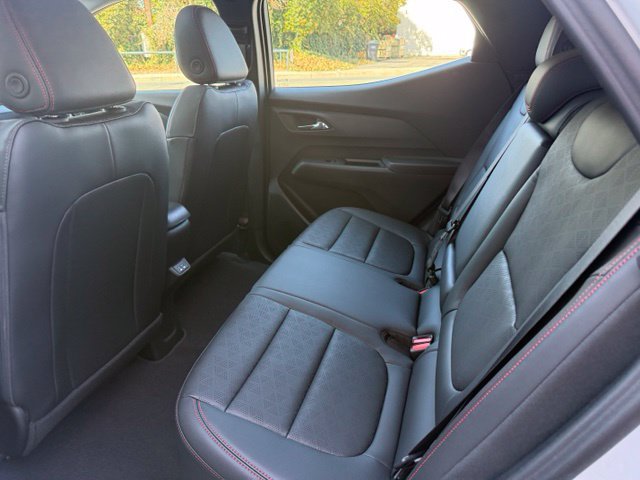 New 2027 Chevrolet Bolt RS w/ Technology Package FWD image 17