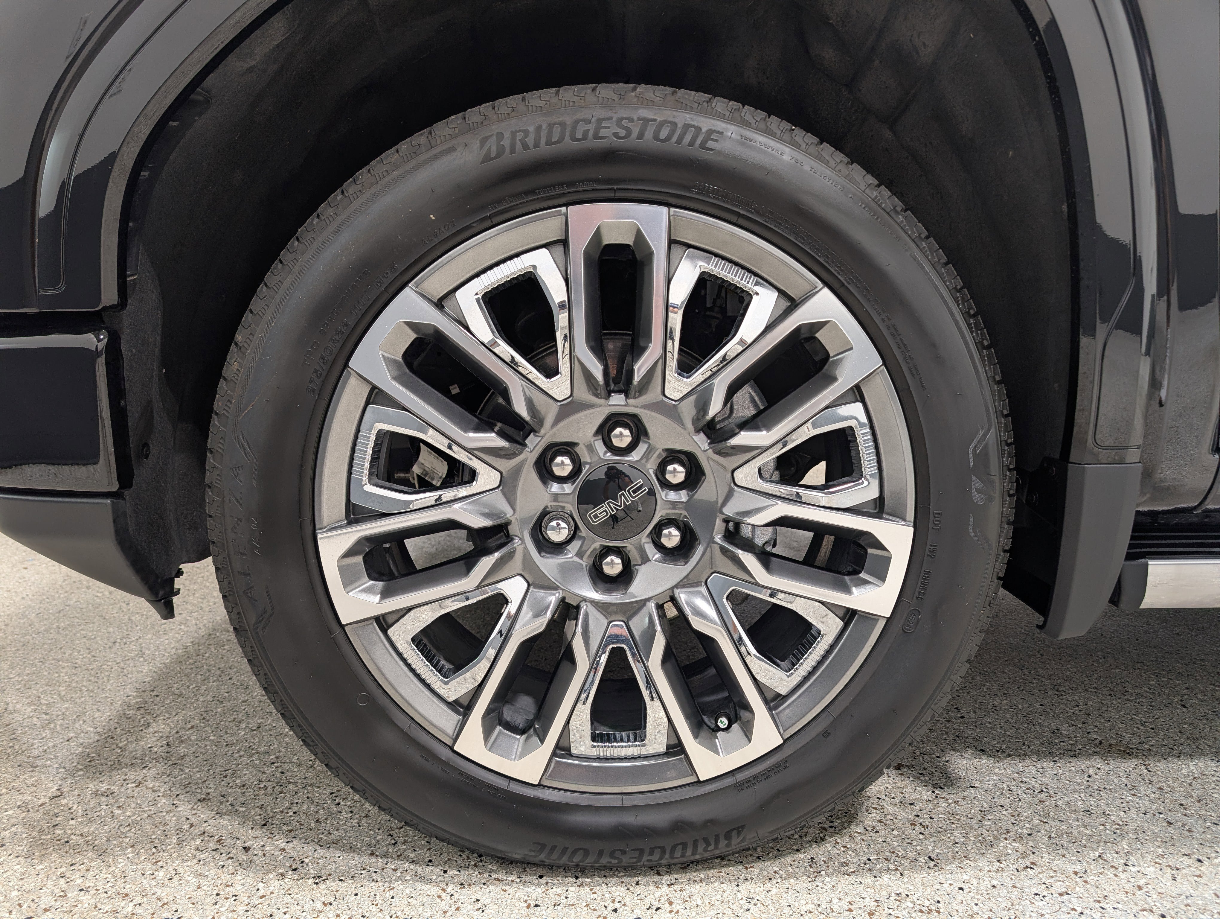 Used 2025 GMC Sierra 1500 Denali Ultimate image 12