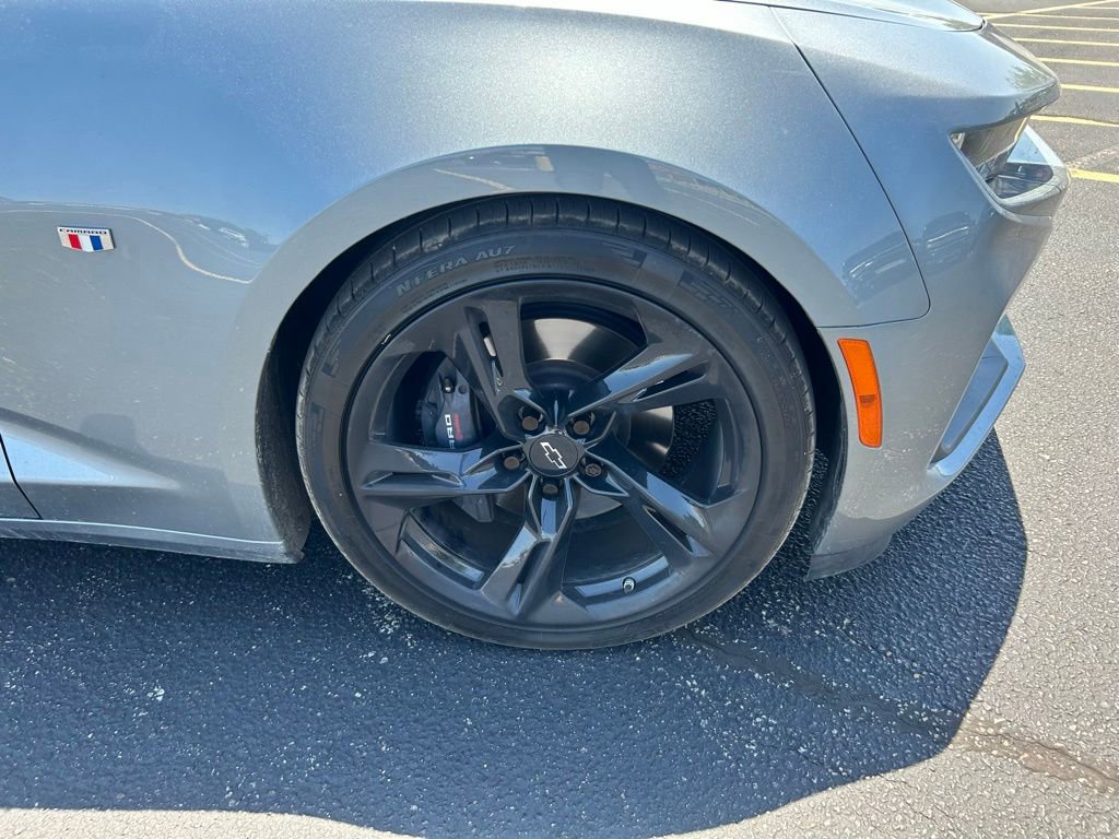 Used 2023 Chevrolet Camaro SS RWD image 2