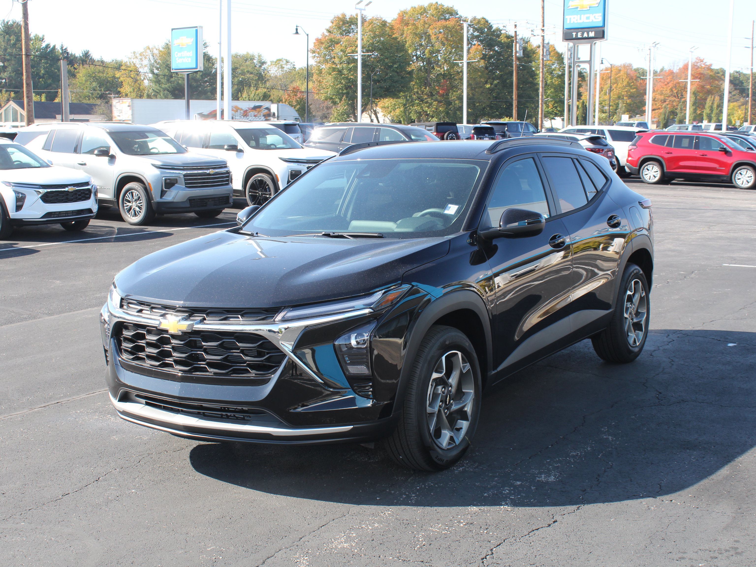 New 2026 Chevrolet Trax LT FWD image 9