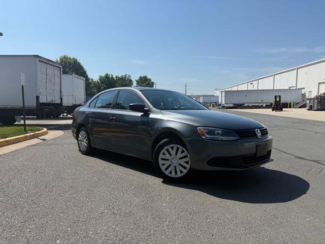 Used 2011 Volkswagen Jetta Sedan image 2