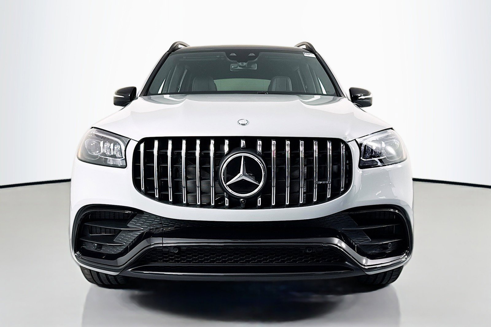 New 2026 Mercedes-Benz GLS 63 AMG 4MATIC image 2