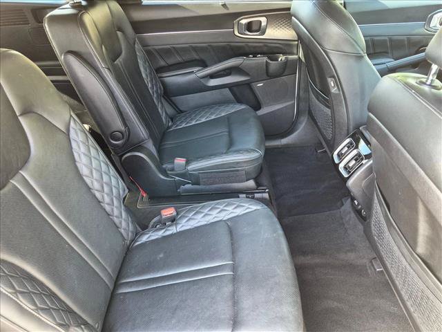 Used 2023 Kia Sorento SX AWD/4WD image 23