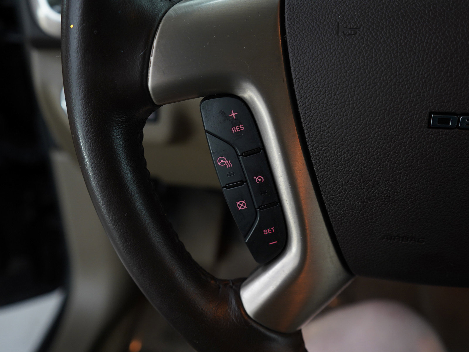 Used 2015 GMC Acadia Denali image 24