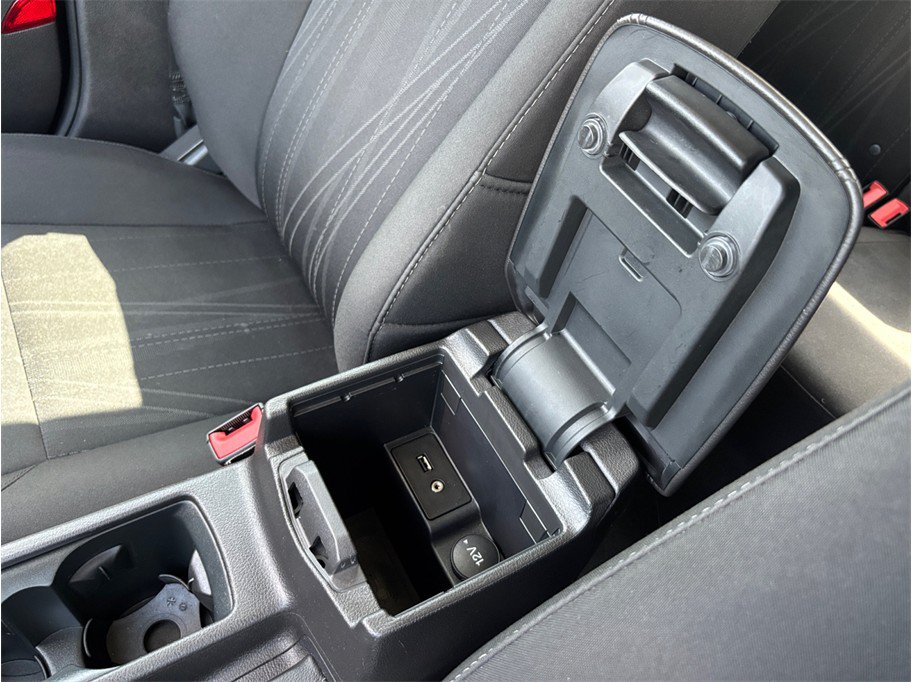 Used 2016 Ford Focus SE FWD image 27