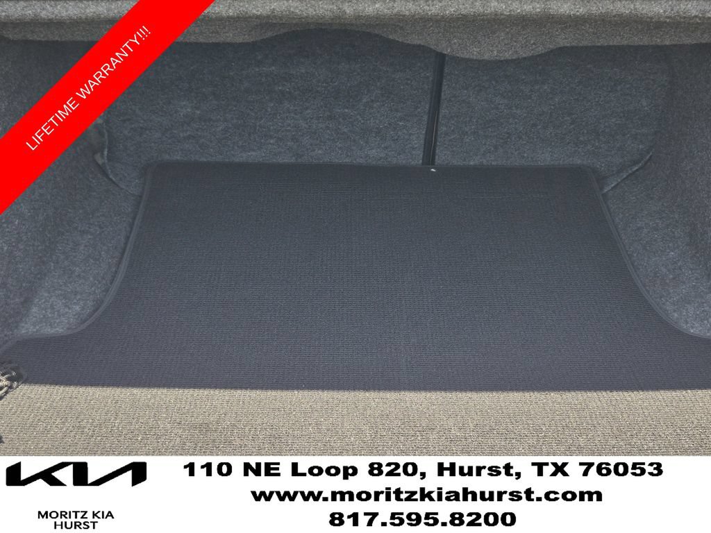 Used 2018 Chrysler 300 C w/ Sun, Sound & Nav Package RWD image 30