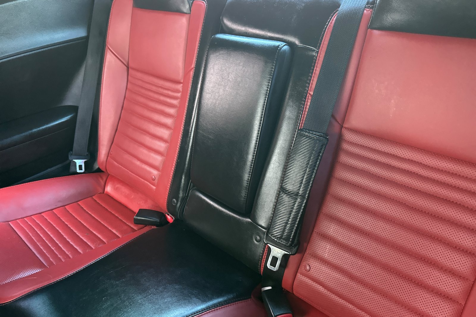 Used 2016 Dodge Challenger R/T Plus RWD image 14