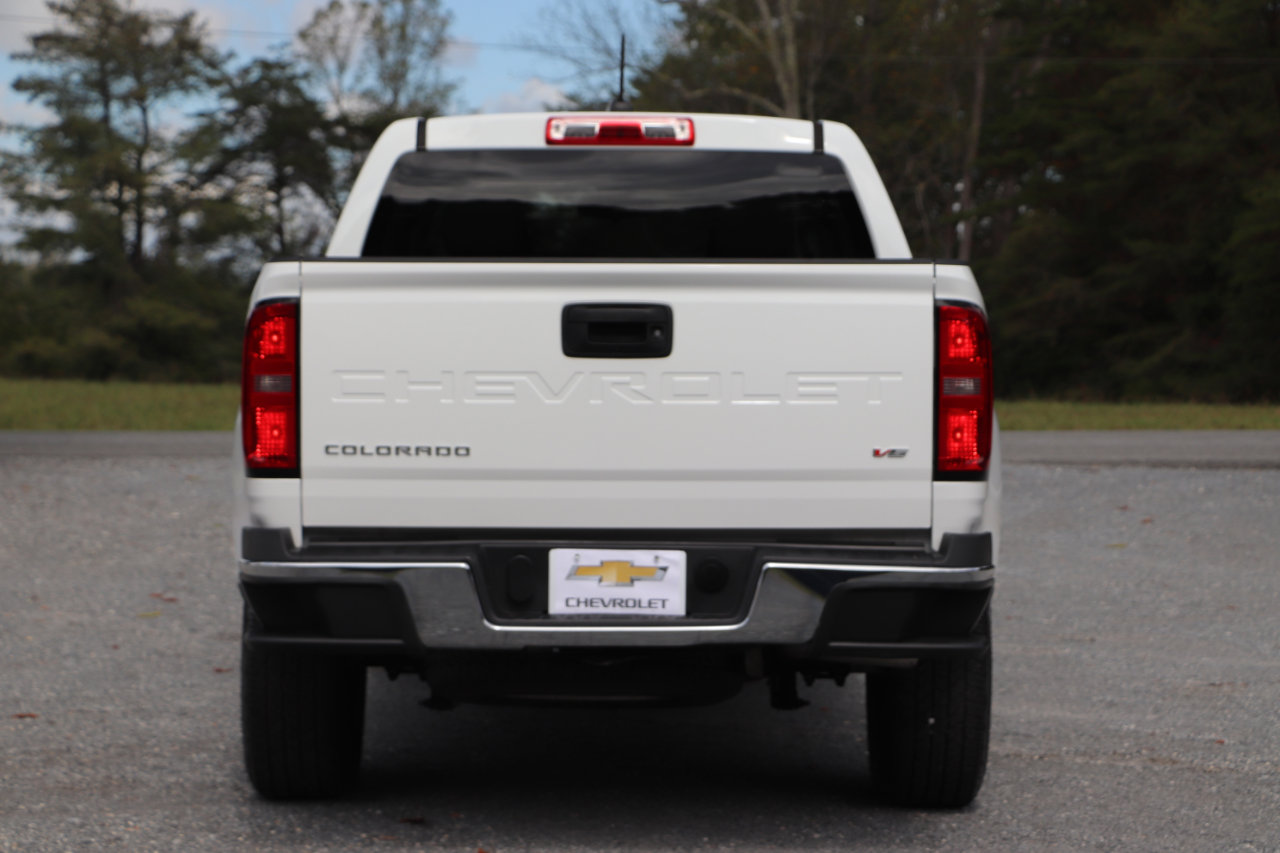 Used 2021 Chevrolet Colorado W/T w/ WT Convenience Package image 4