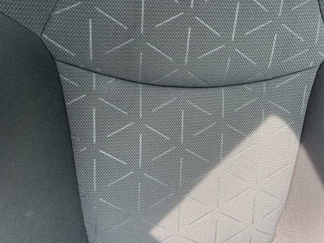 Used 2020 Toyota RAV4 XLE w/ Convenience Package image 34