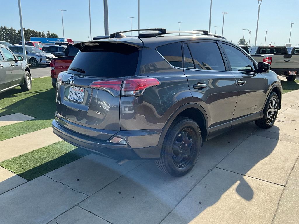 Used 2017 Toyota RAV4 LE image 5