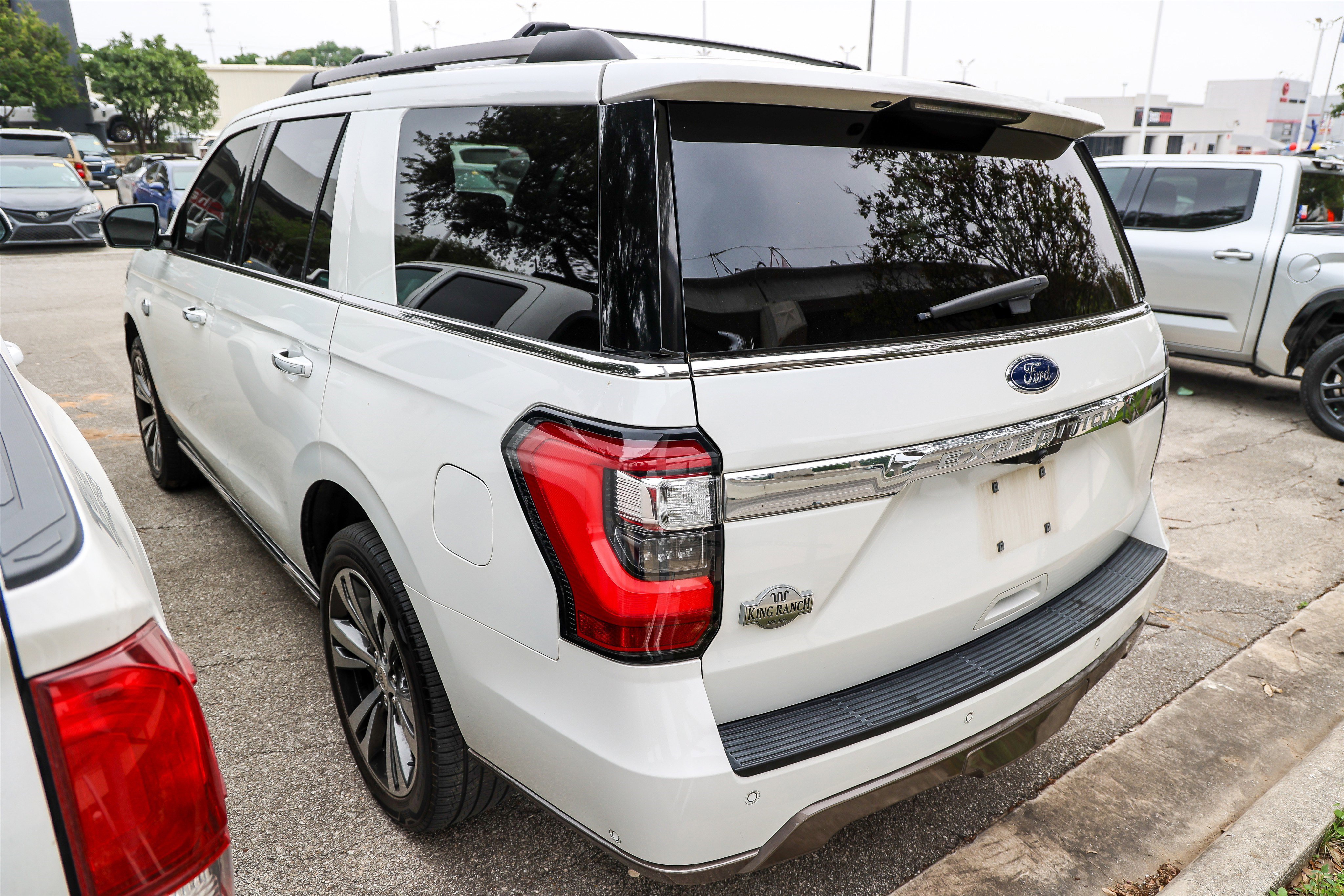 Used 2021 Ford Expedition King Ranch w/ Cargo Package RWD image 10
