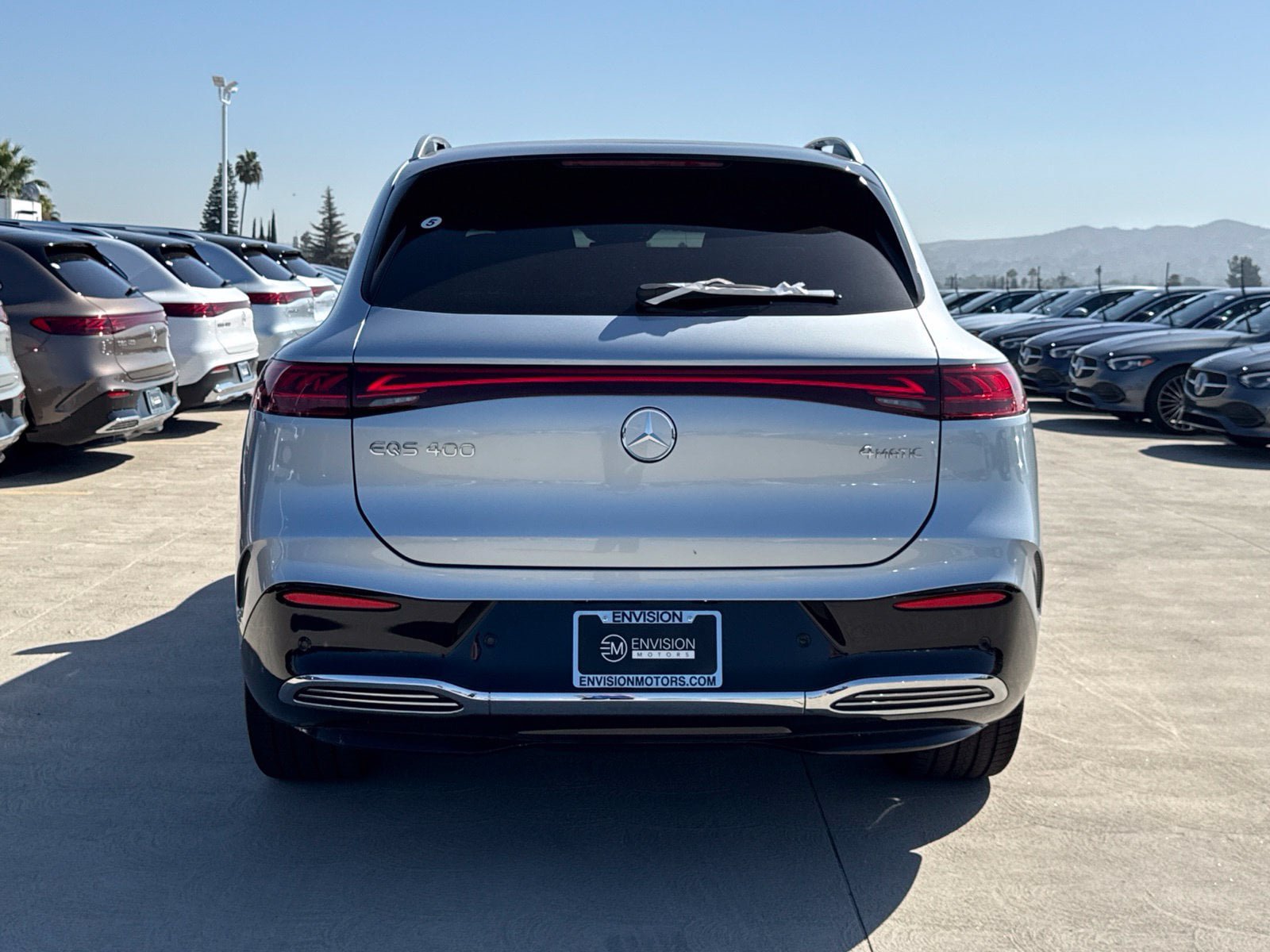 New 2027 Mercedes-Benz EQS 400 4MATIC SUV image 9