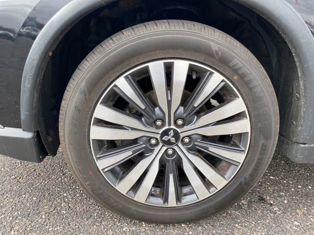 Used 2019 Mitsubishi Outlander ES FWD image 19