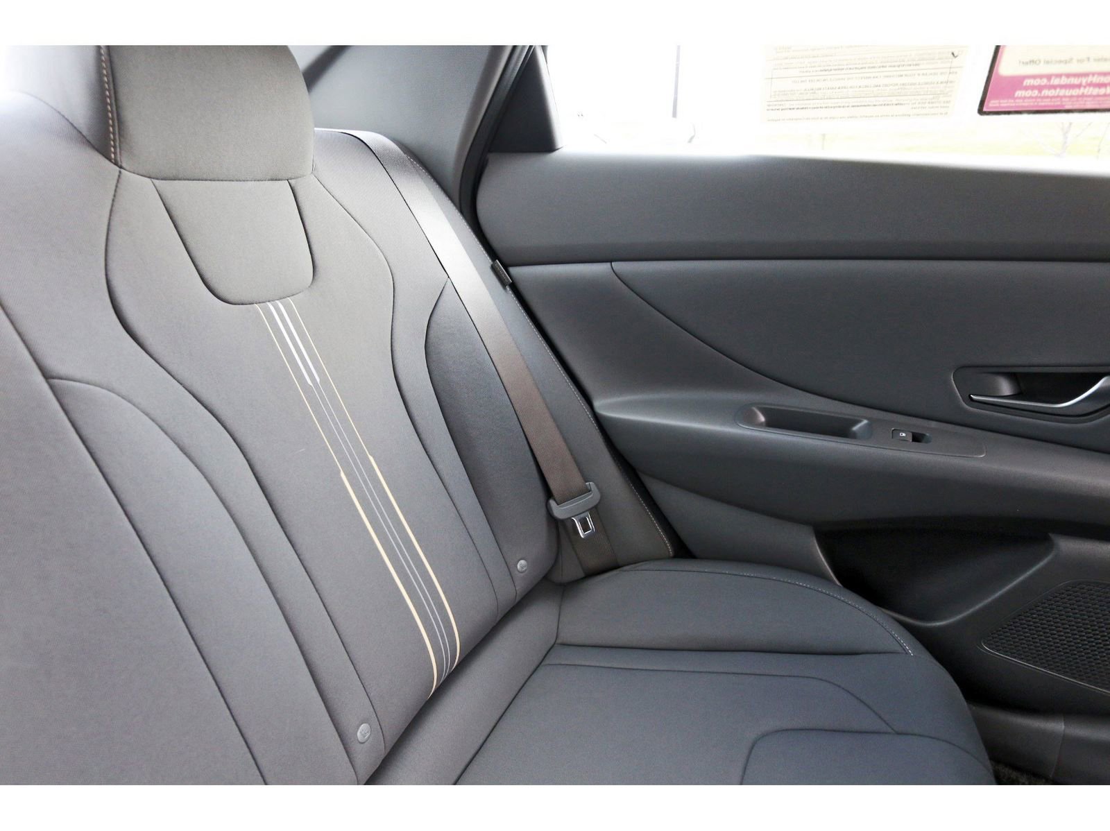 Certified 2025 Hyundai Elantra Sport FWD image 14