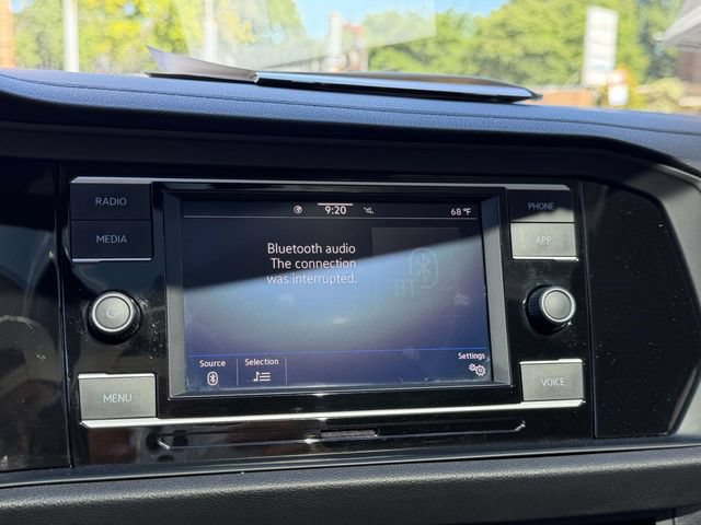Certified 2021 Volkswagen Jetta R-Line w/ R-Line Cold Weather Package FWD image 28
