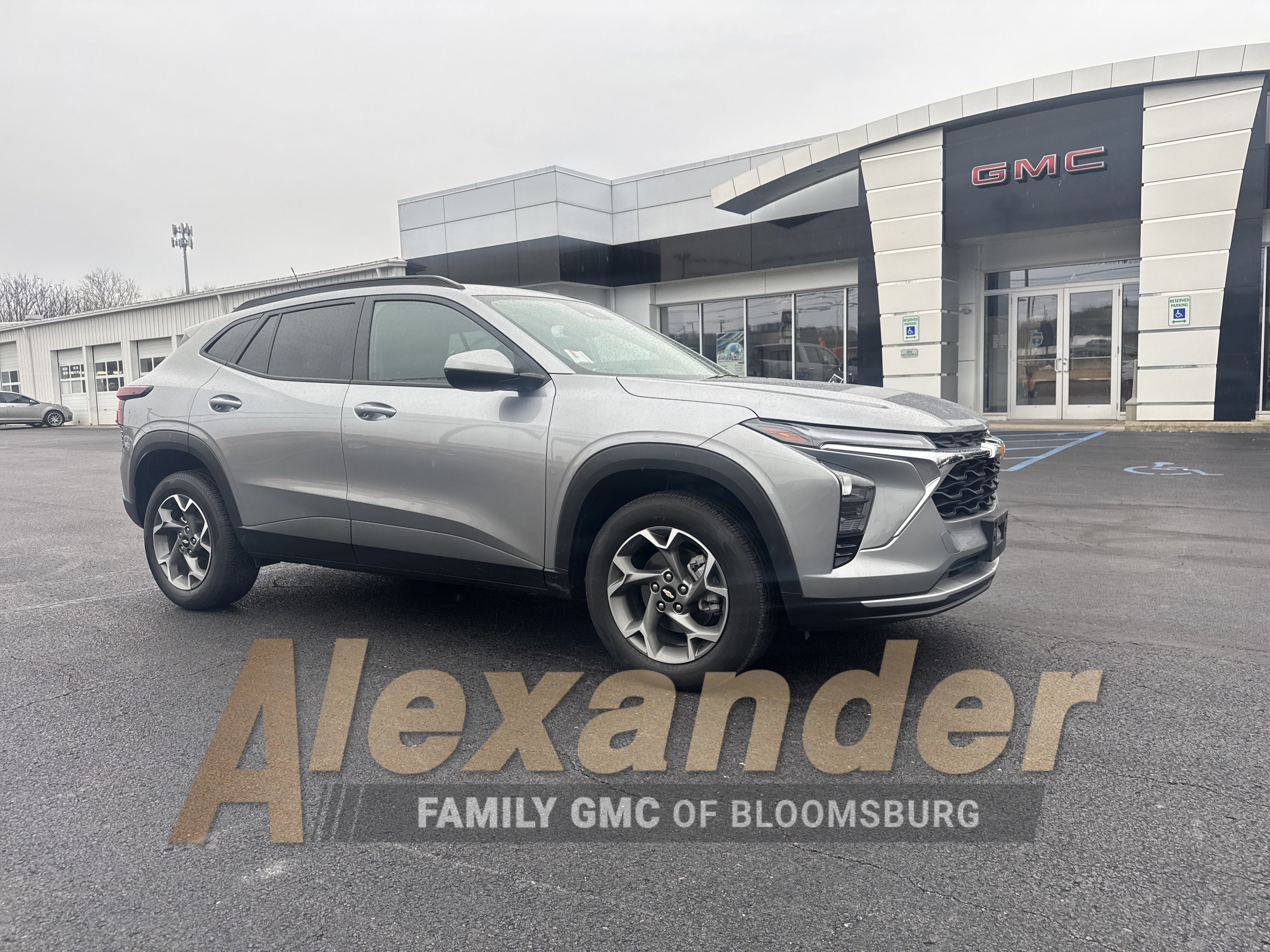 Used 2024 Chevrolet Trax LT w/ LT Convenience Package