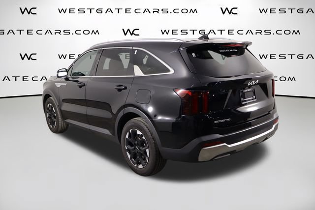 Certified 2025 Kia Sorento S w/ Panoramic Sunroof Package FWD image 45