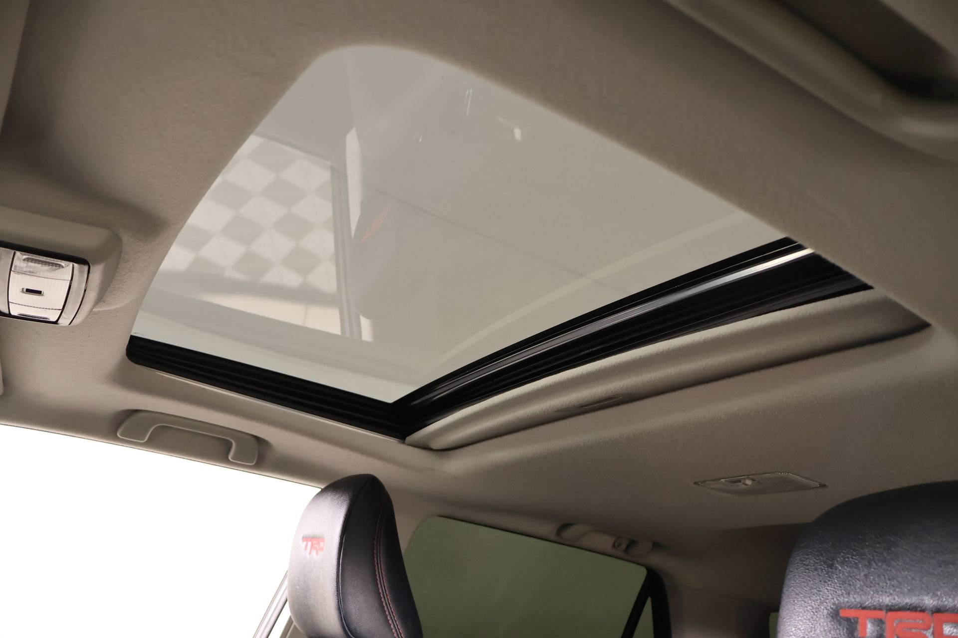 Used 2021 Toyota 4Runner TRD Off-Road Premium w/ Moonroof Package image 15