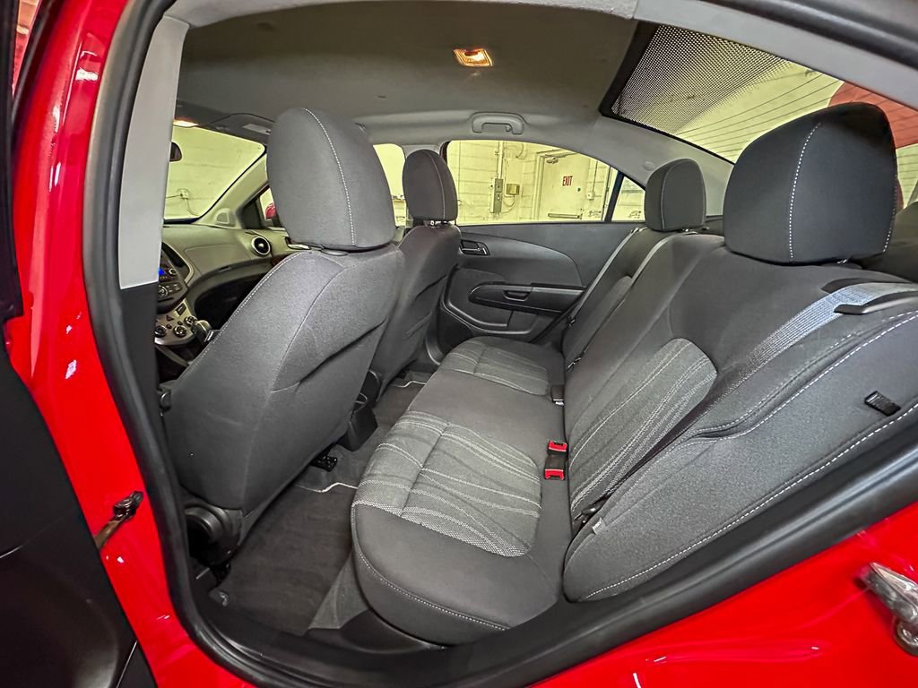 Used 2015 Chevrolet Sonic LT image 27