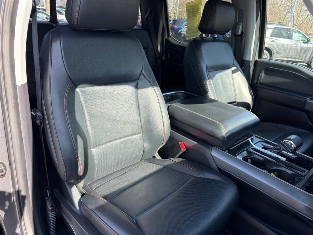 Used 2022 Ford F150 Lariat w/ Trailer Tow Package image 19