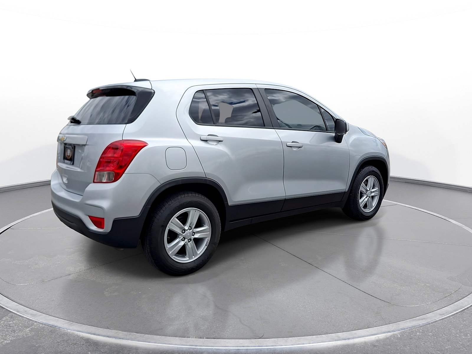 Used 2019 Chevrolet Trax LS FWD image 8