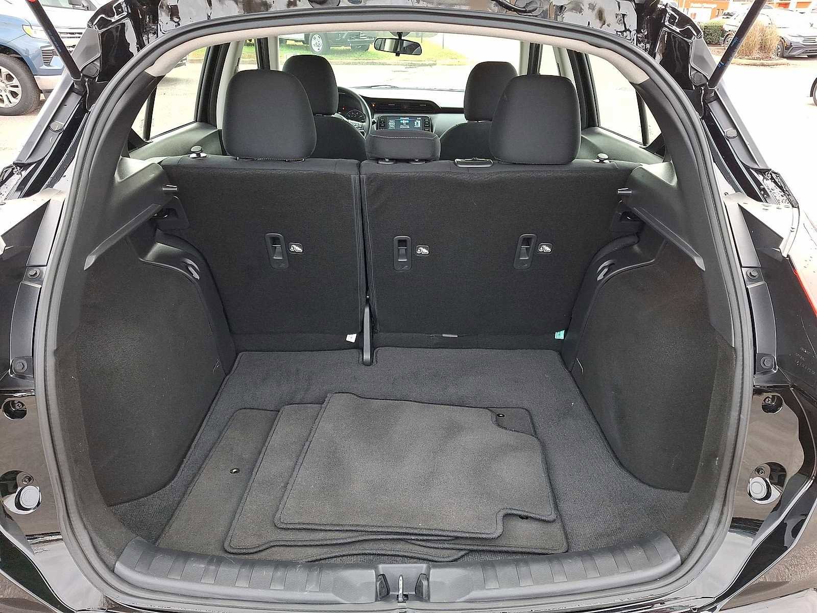 Used 2024 Nissan Kicks SV image 26