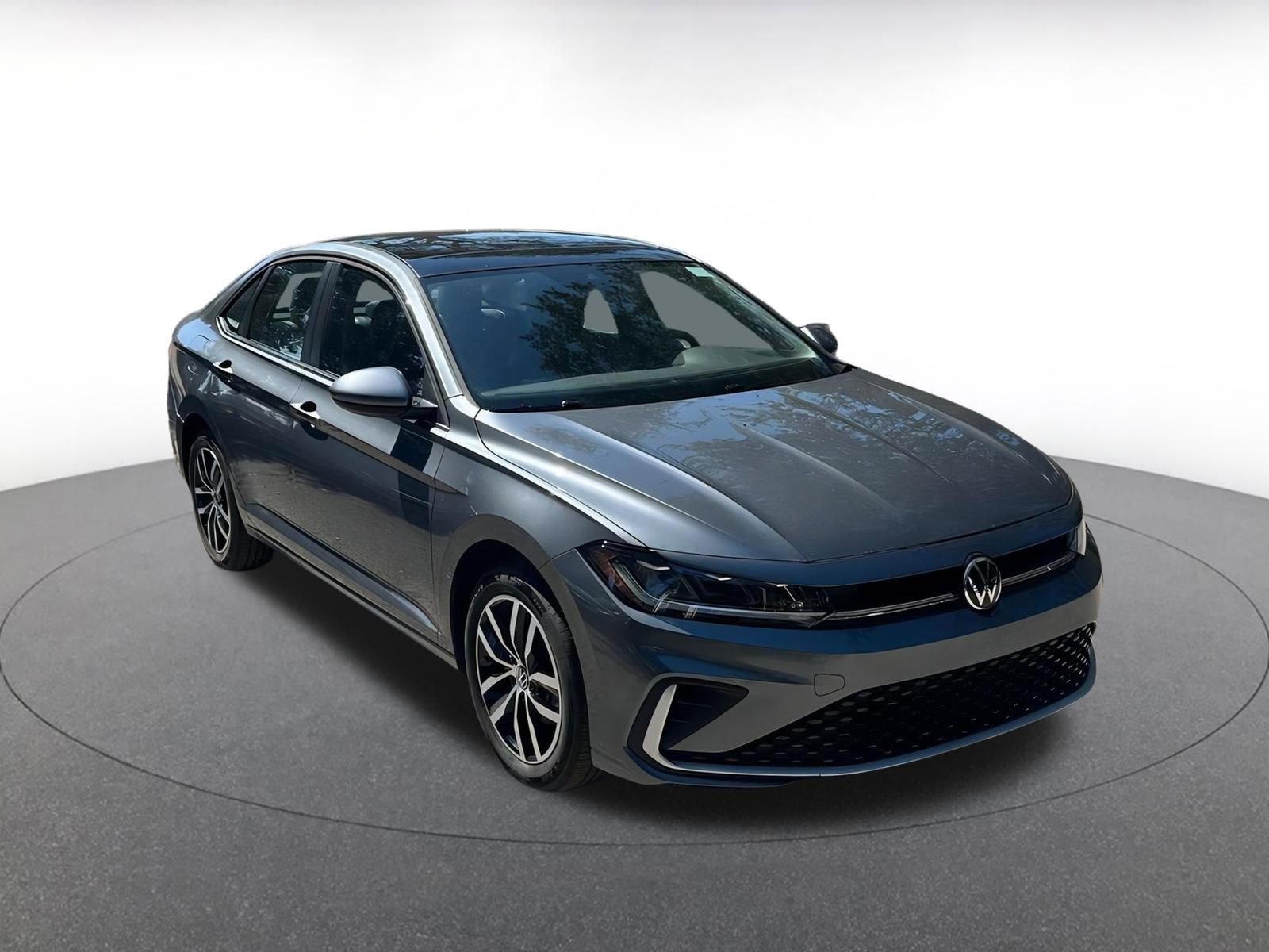 Used 2025 Volkswagen Jetta SE