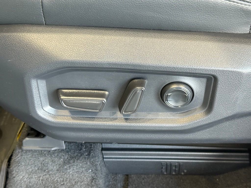 New 2026 Toyota Tundra Limited image 17