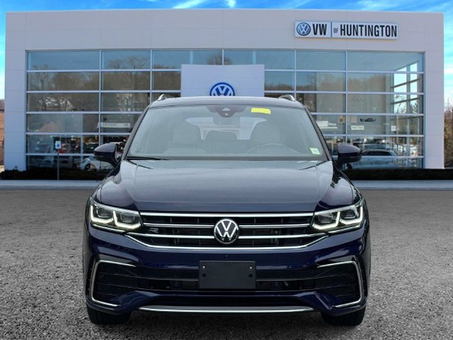 Certified 2023 Volkswagen Tiguan SEL R-Line AWD/4WD image 2
