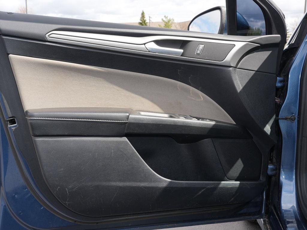 Used 2019 Ford Fusion S FWD image 13