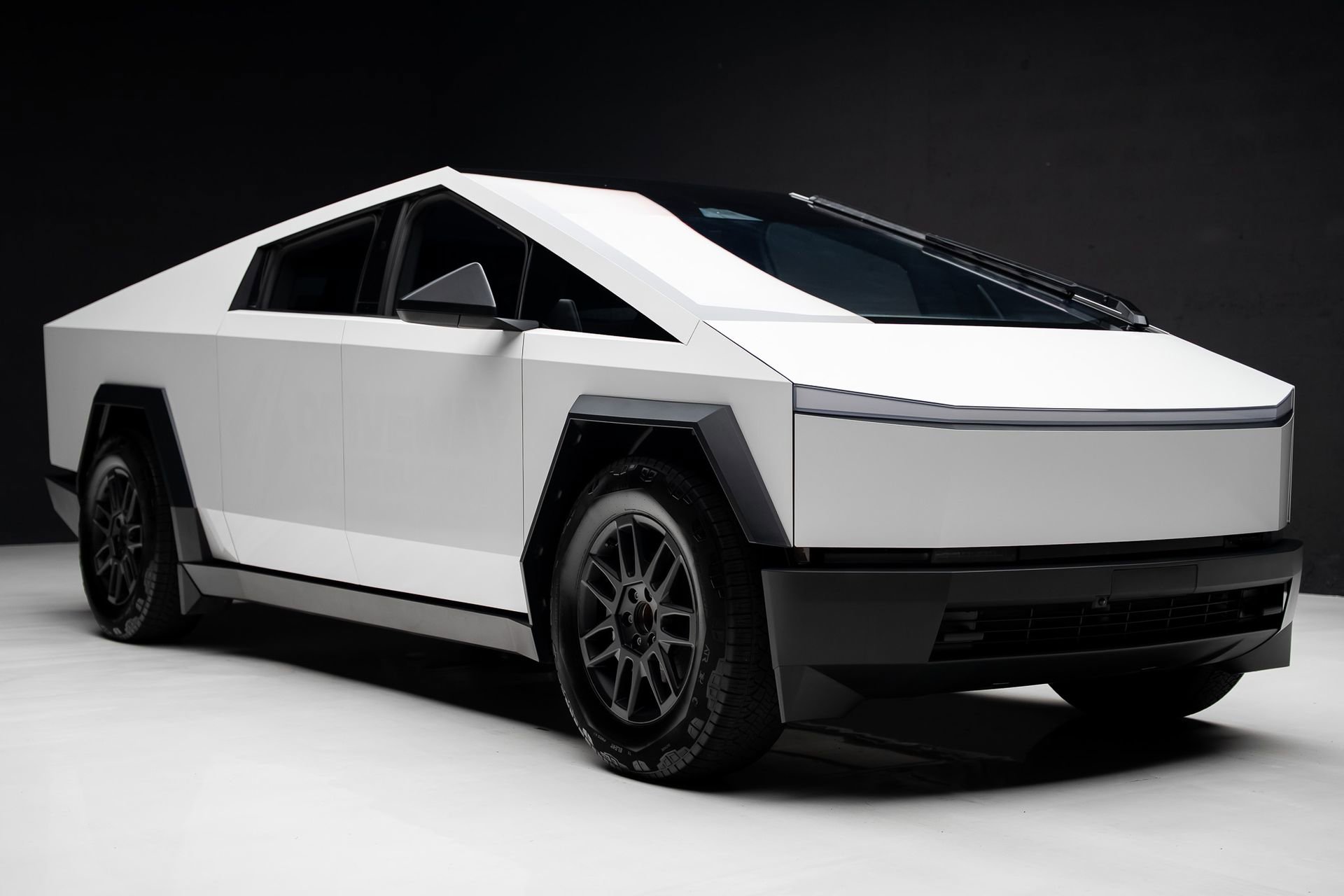 Used 2025 Tesla Cybertruck Cyberbeast AWD/4WD image 72