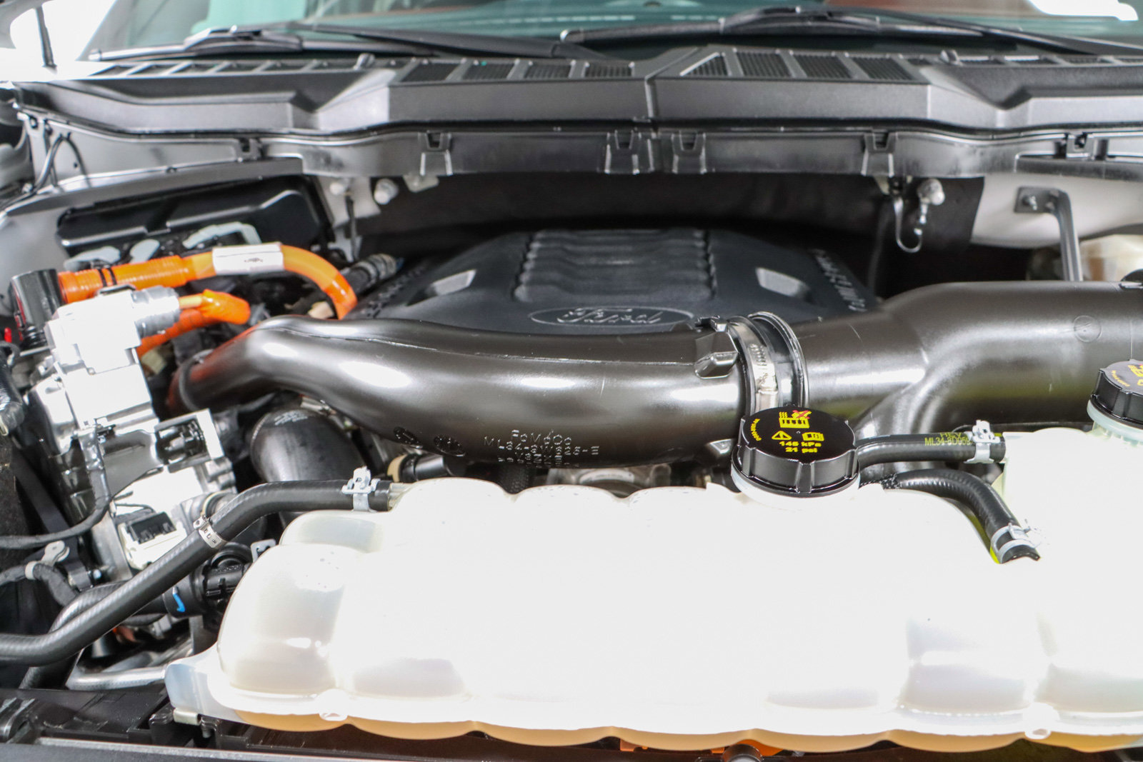 Used 2023 Ford F150 Lariat image 31