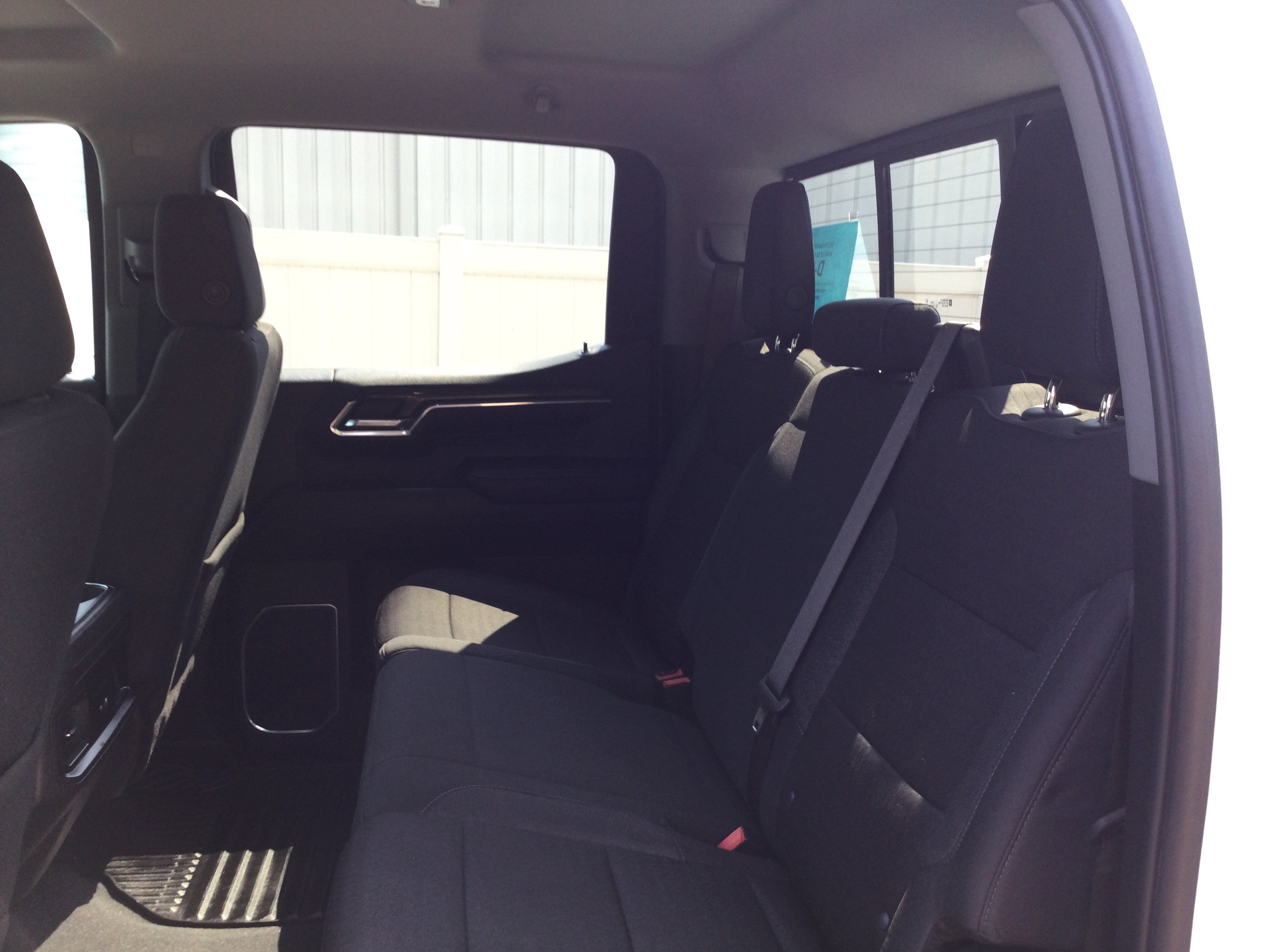 Used 2022 Chevrolet Silverado 1500 RST w/ Convenience Package II AWD/4WD image 6