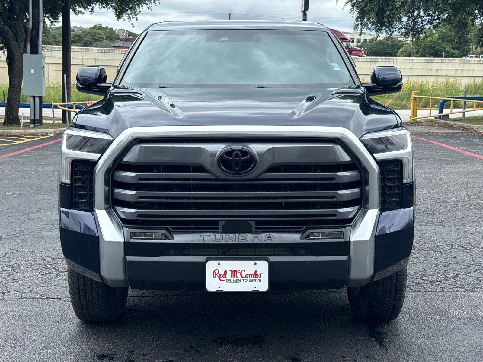 Used 2023 Toyota Tundra Limited w/ Power Package AWD/4WD image 2