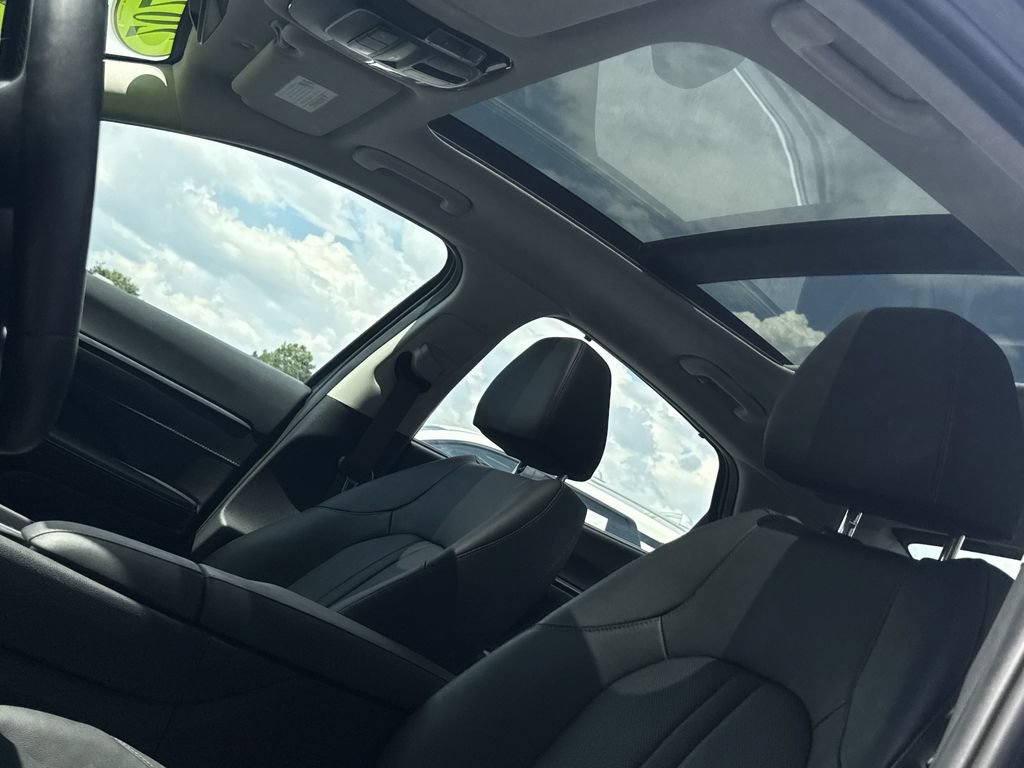 Used 2025 Hyundai Sonata Limited FWD image 32